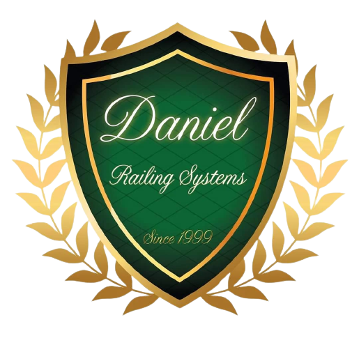 daniel-logo